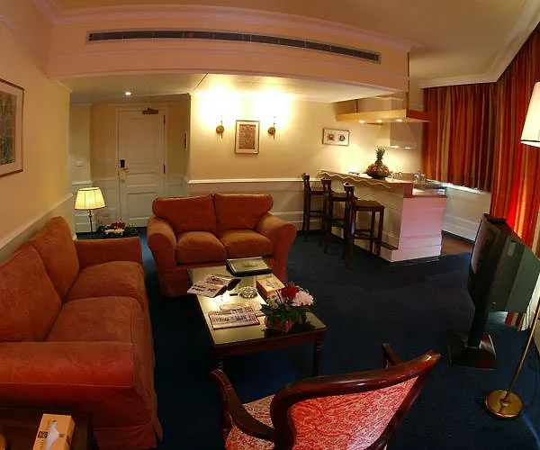Takaya Suites Hotel Beirut