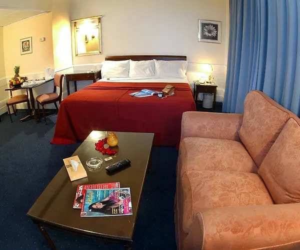 Takaya Suites Hotel Beirut